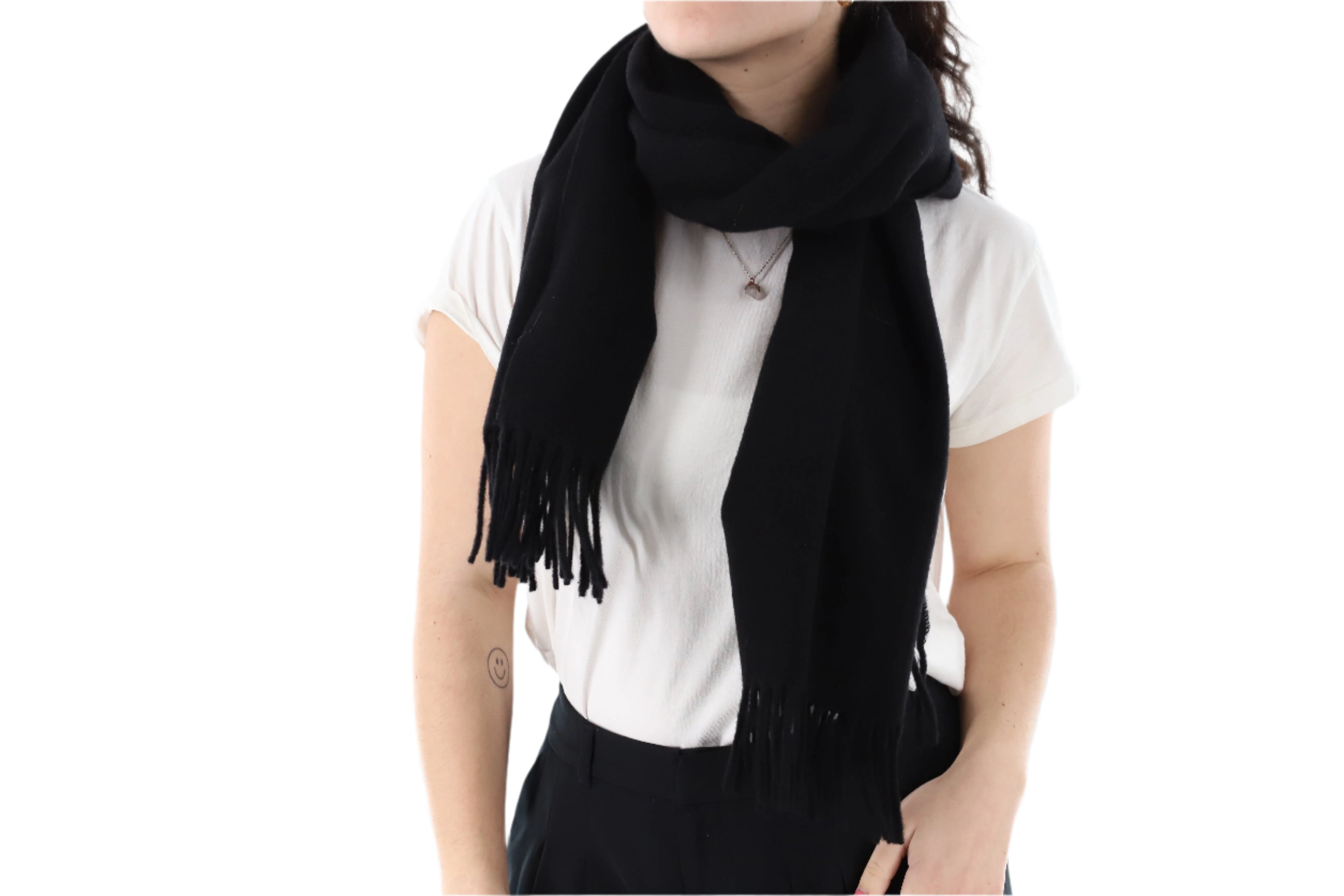 Scarf with fringe
