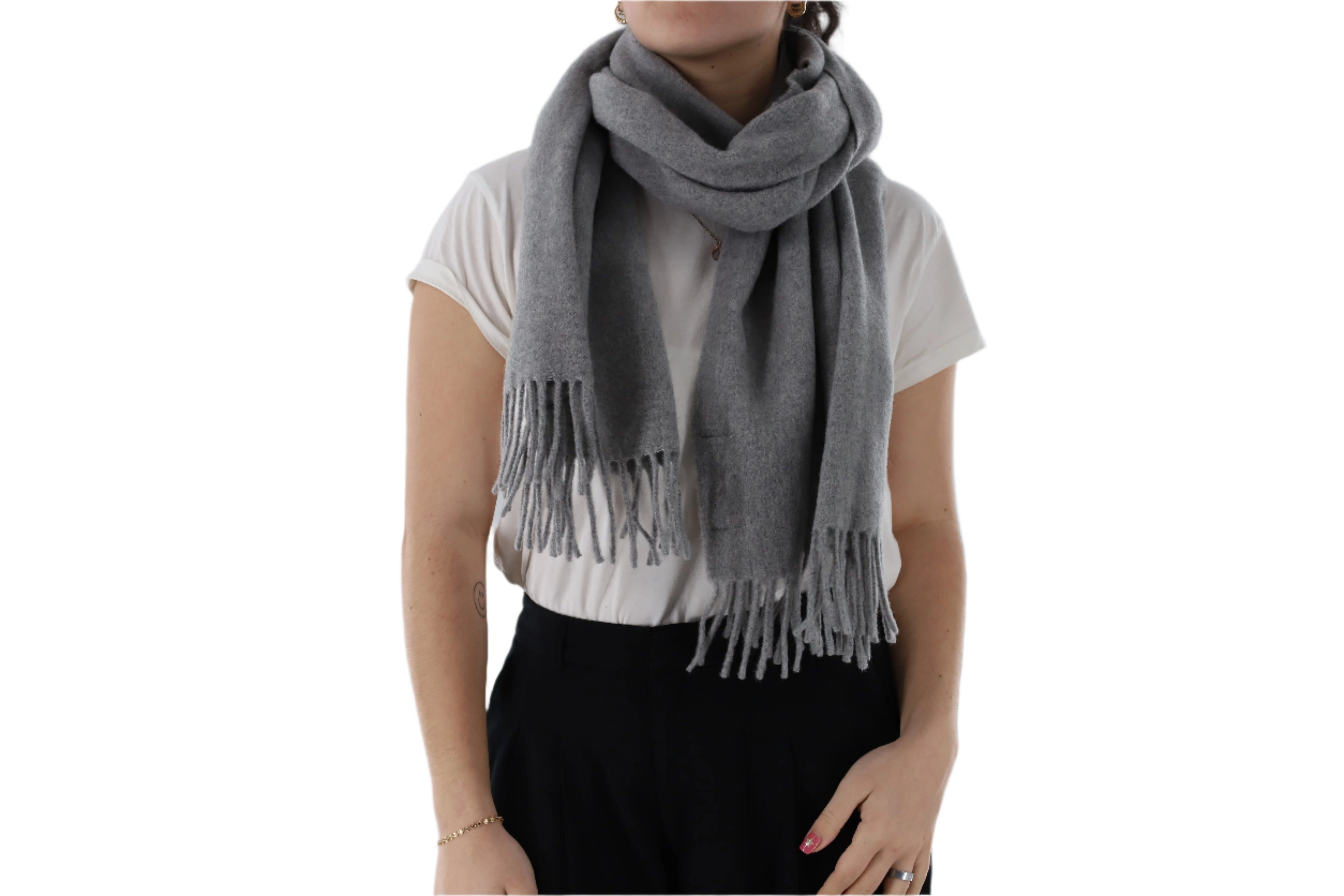 Scarf with fringe
