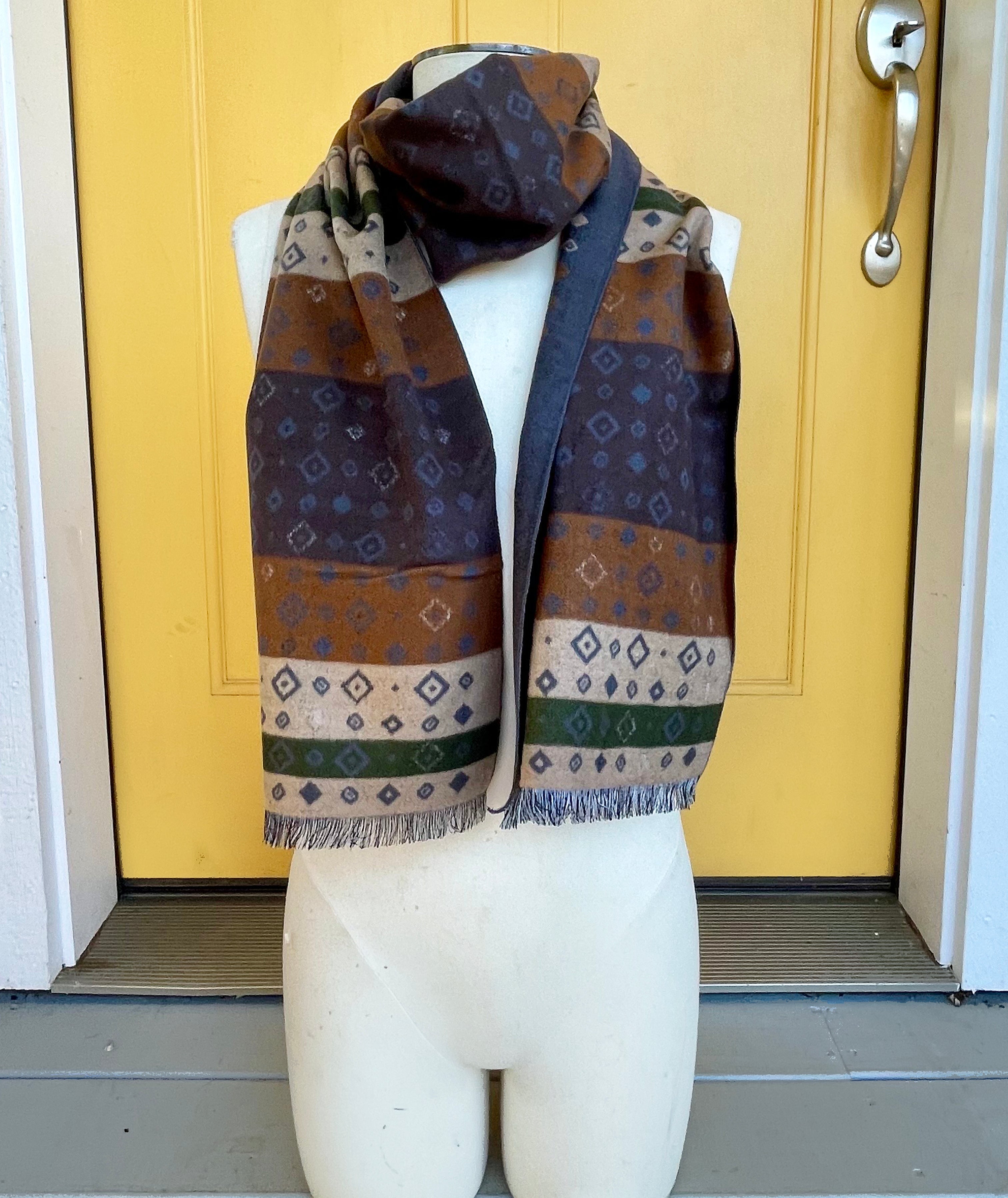 π¨ available new brushed silk Scarf